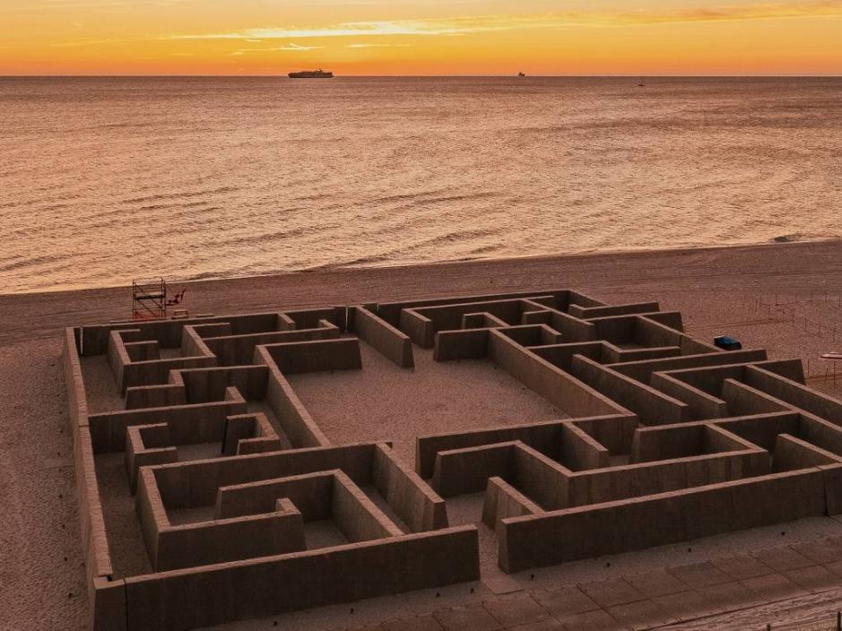 Sand Maze on Miami Beach by Sebastian Errazuriz